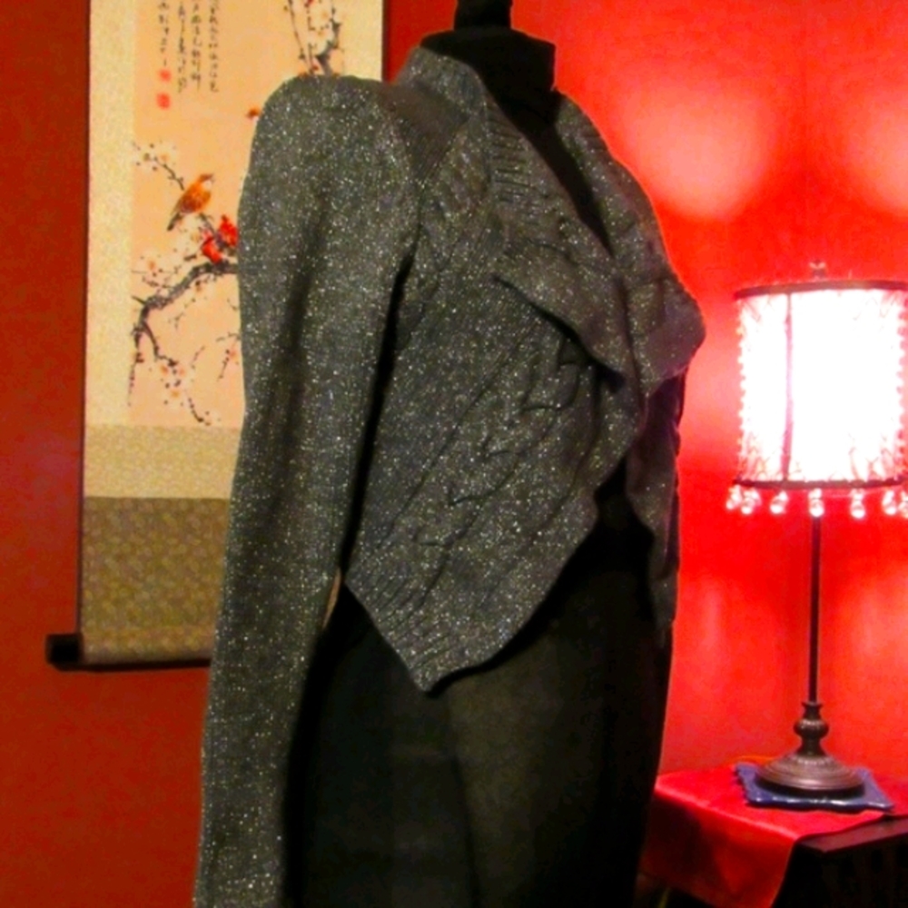 🎱 Dark Grey Silver Metallic Crop Open Cardigan - M
